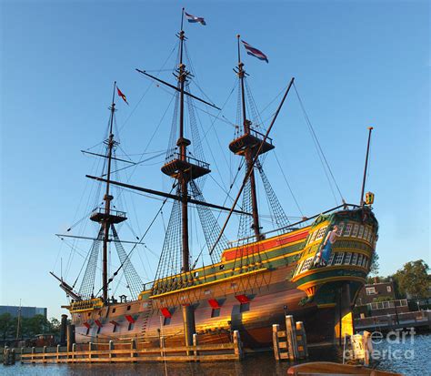 stad amsterdam ship.